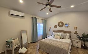 Rooi Santo Residence